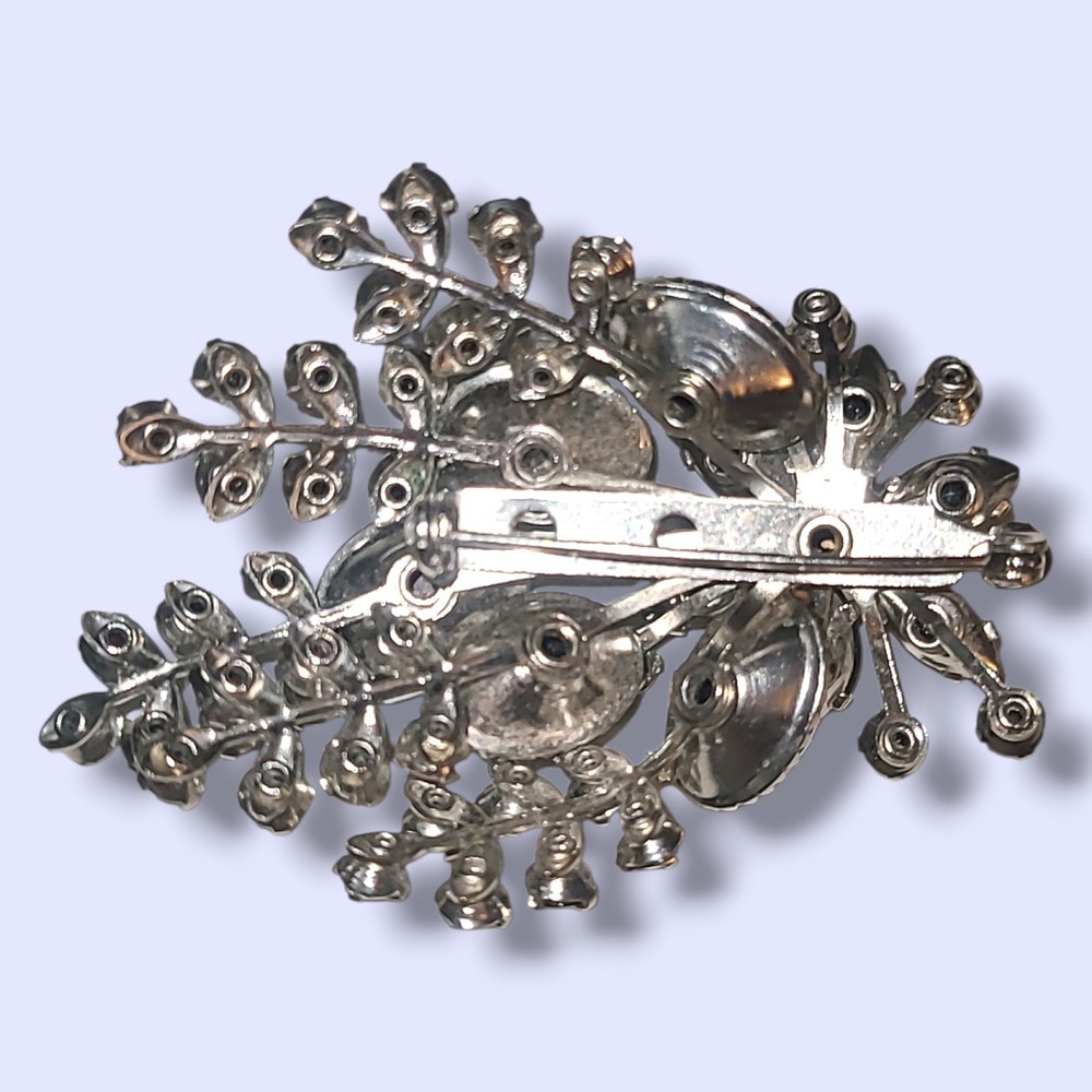 Vintage Black Rhinestone Floral Spray‎ Brooch Silver Tone Glass Pin Mid Century - Picture 5 of 6